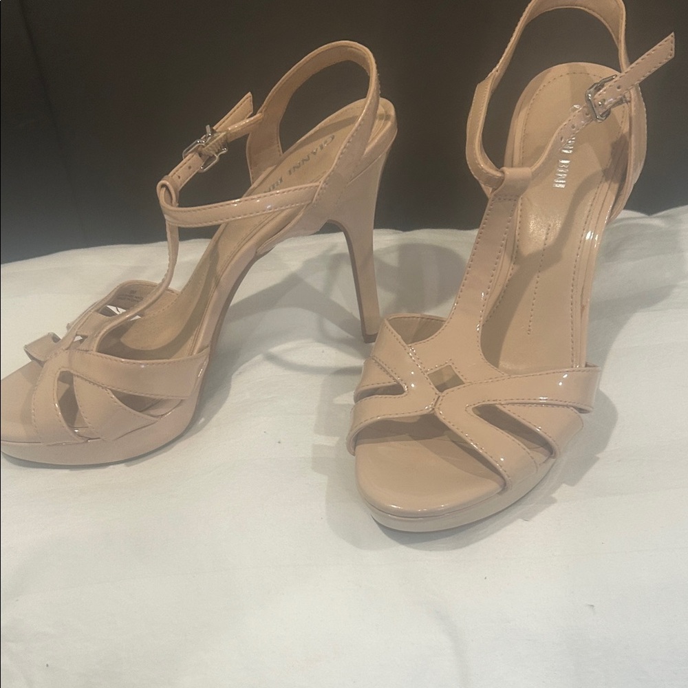 Elegant Strappy Heels in Nude